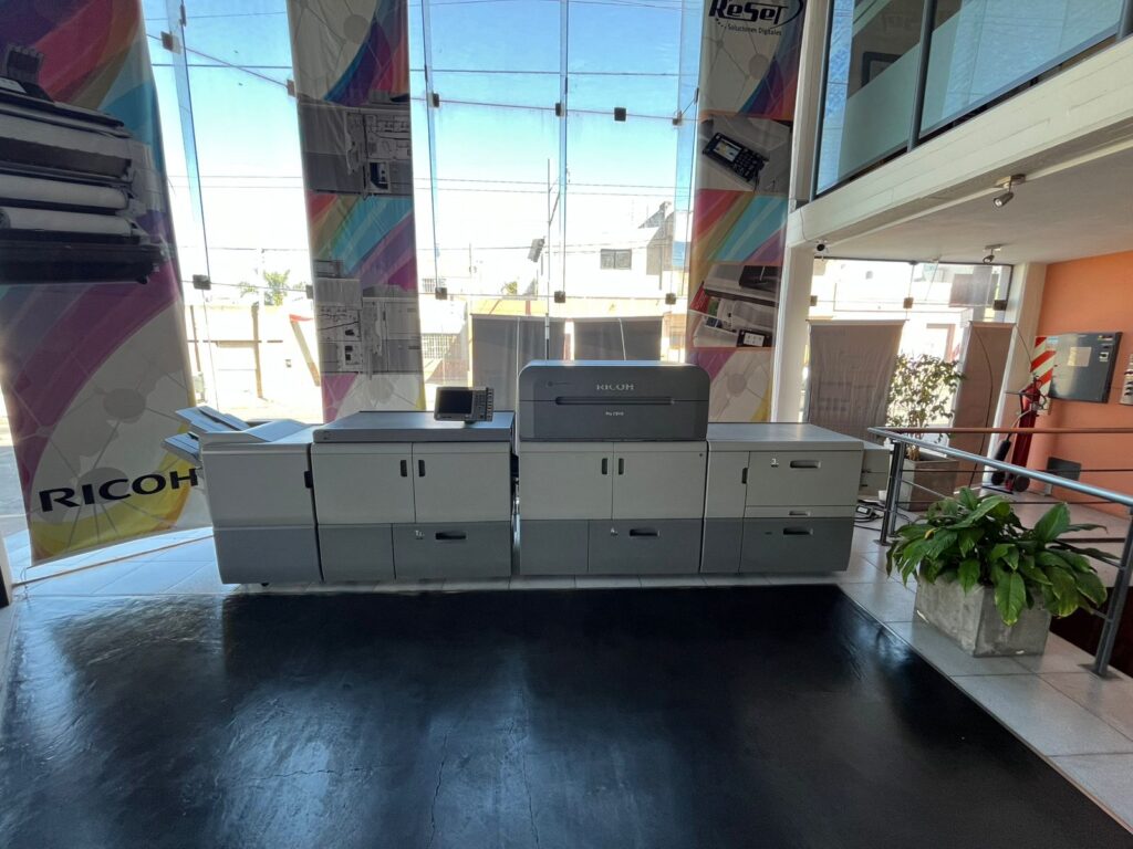 Reset Argentina showroom tecnología gráfica